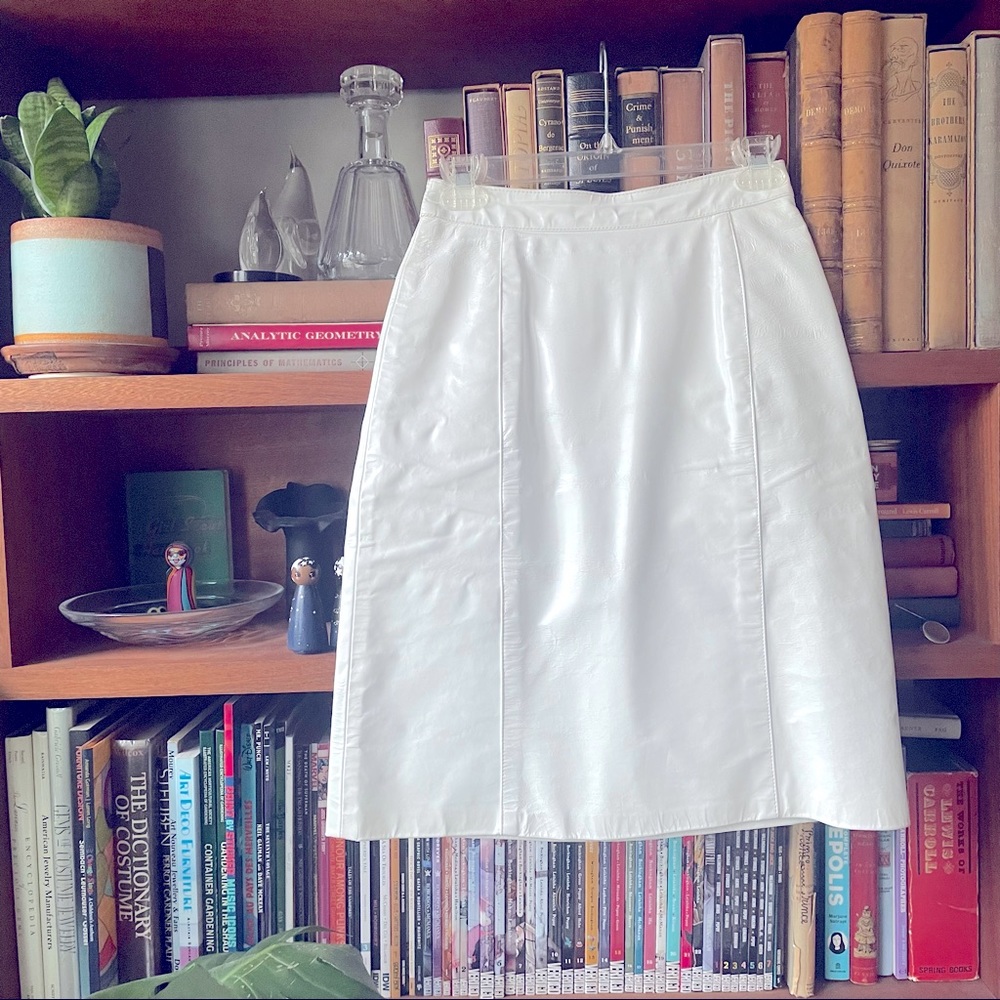 Vintage white leather skirt